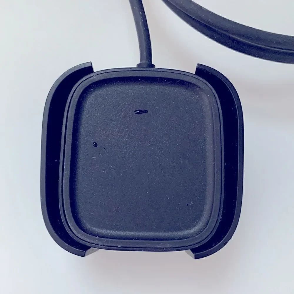 Authentic Fitbit USB Charger for Versa - Picture 4 of 4